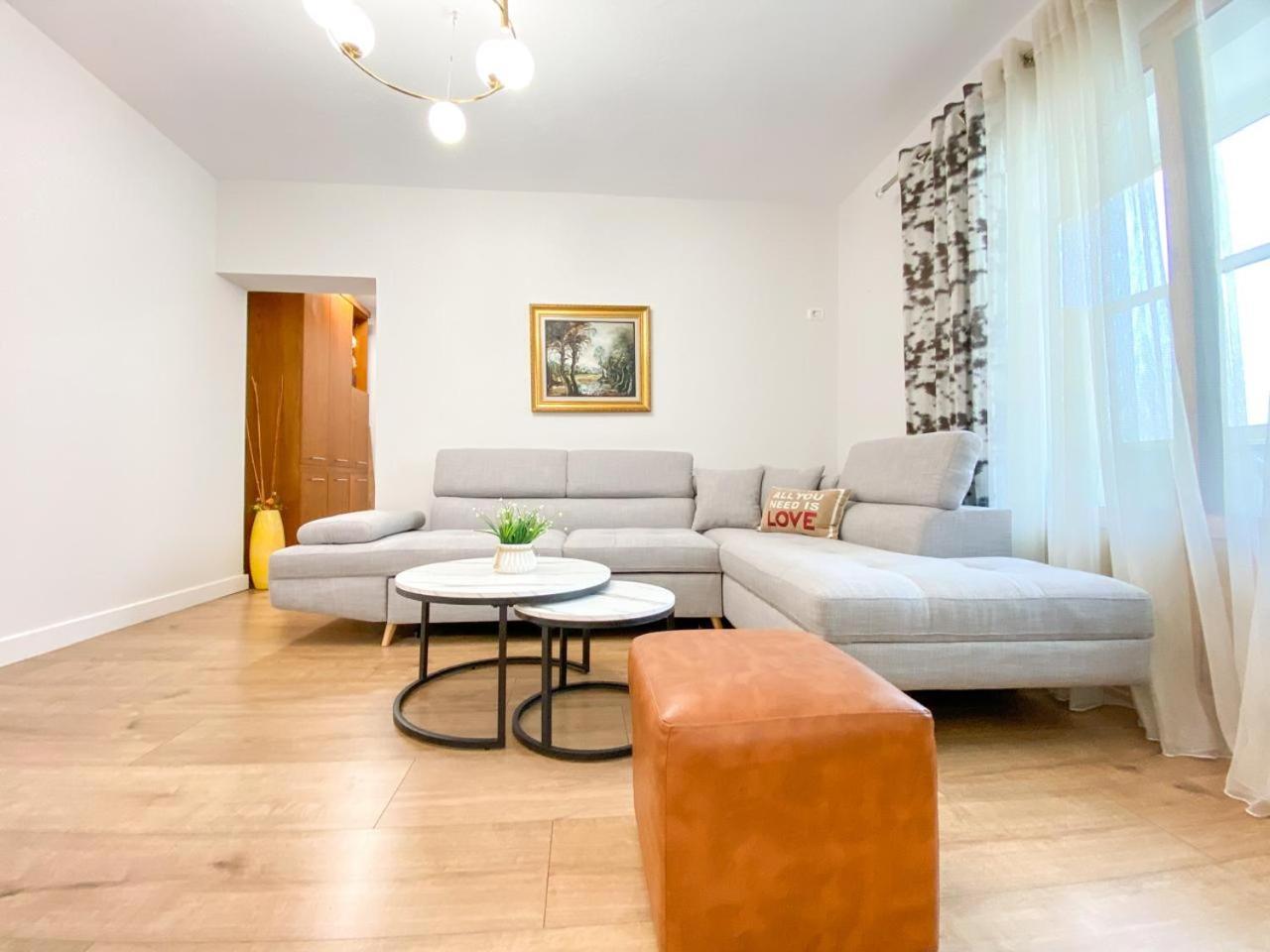 Block Inn Apartments Tiranë Luaran gambar