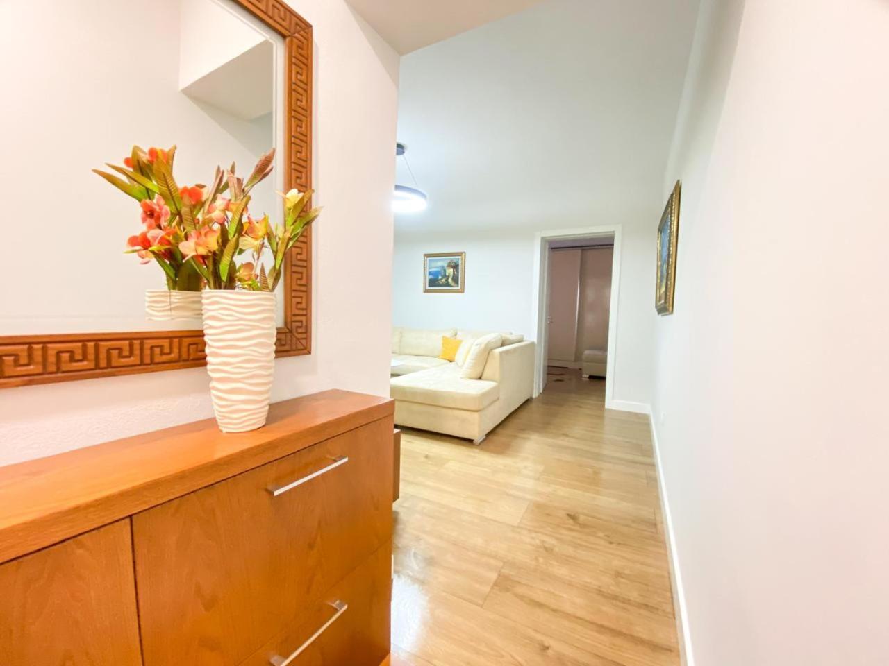 Block Inn Apartments Tiranë Luaran gambar