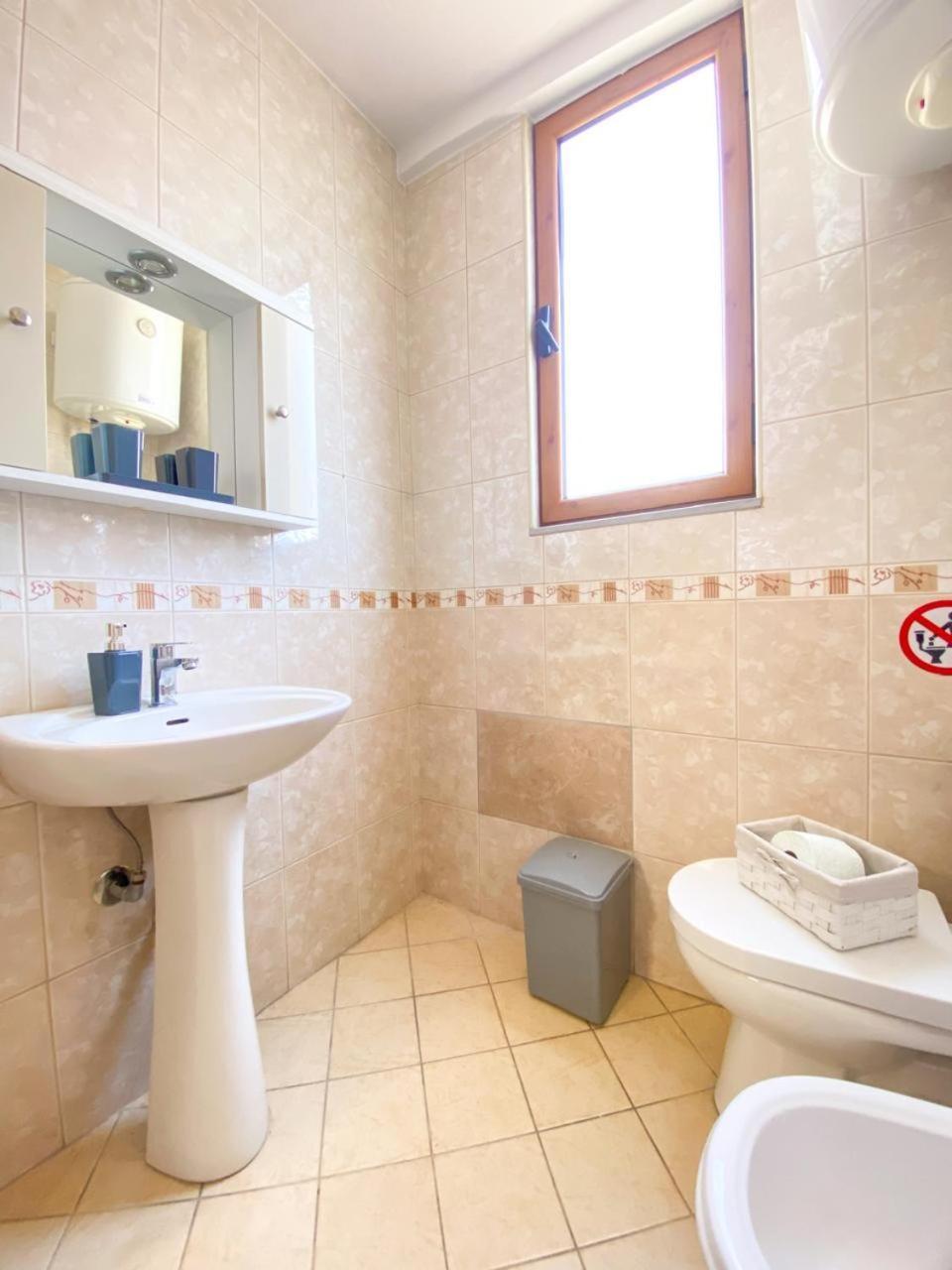 Block Inn Apartments Tiranë Luaran gambar